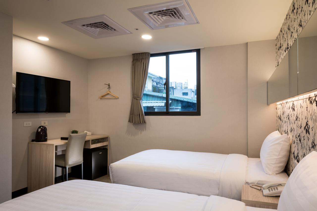 Urhome Hotel Taipei Exterior photo