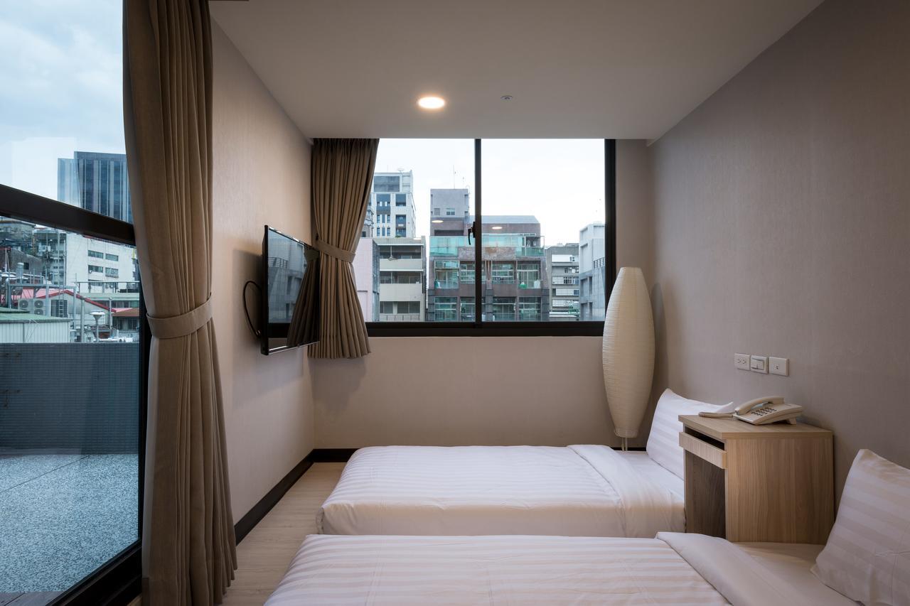 Urhome Hotel Taipei Exterior photo