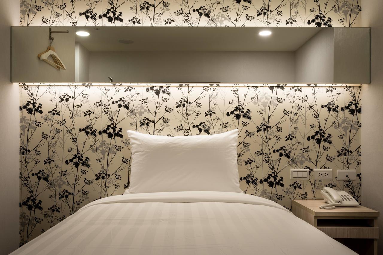 Urhome Hotel Taipei Exterior photo