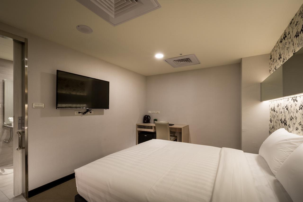 Urhome Hotel Taipei Exterior photo