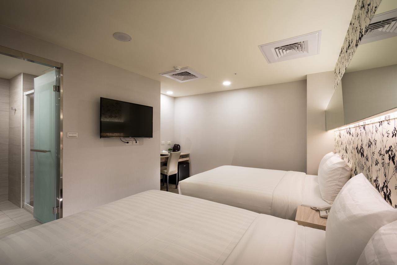 Urhome Hotel Taipei Exterior photo