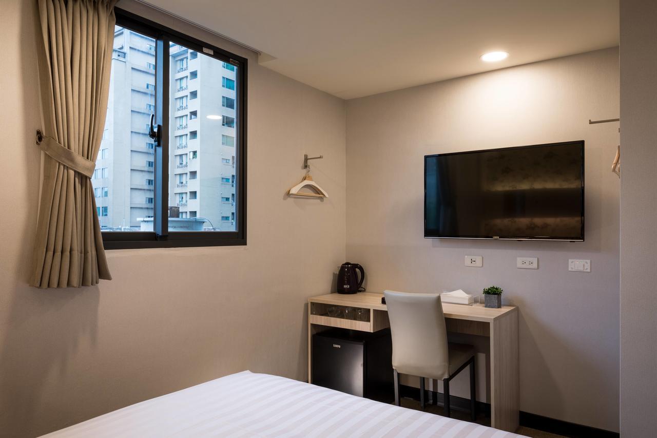 Urhome Hotel Taipei Exterior photo